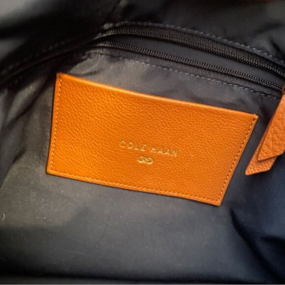 Cole Haan Light Brown Very Soft Leather Shoulder Bag Purse In Great Condition - Picture 6 of 13